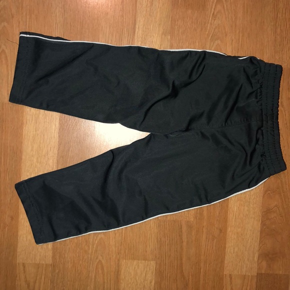 Nike pants joggers - Picture 2 of 3